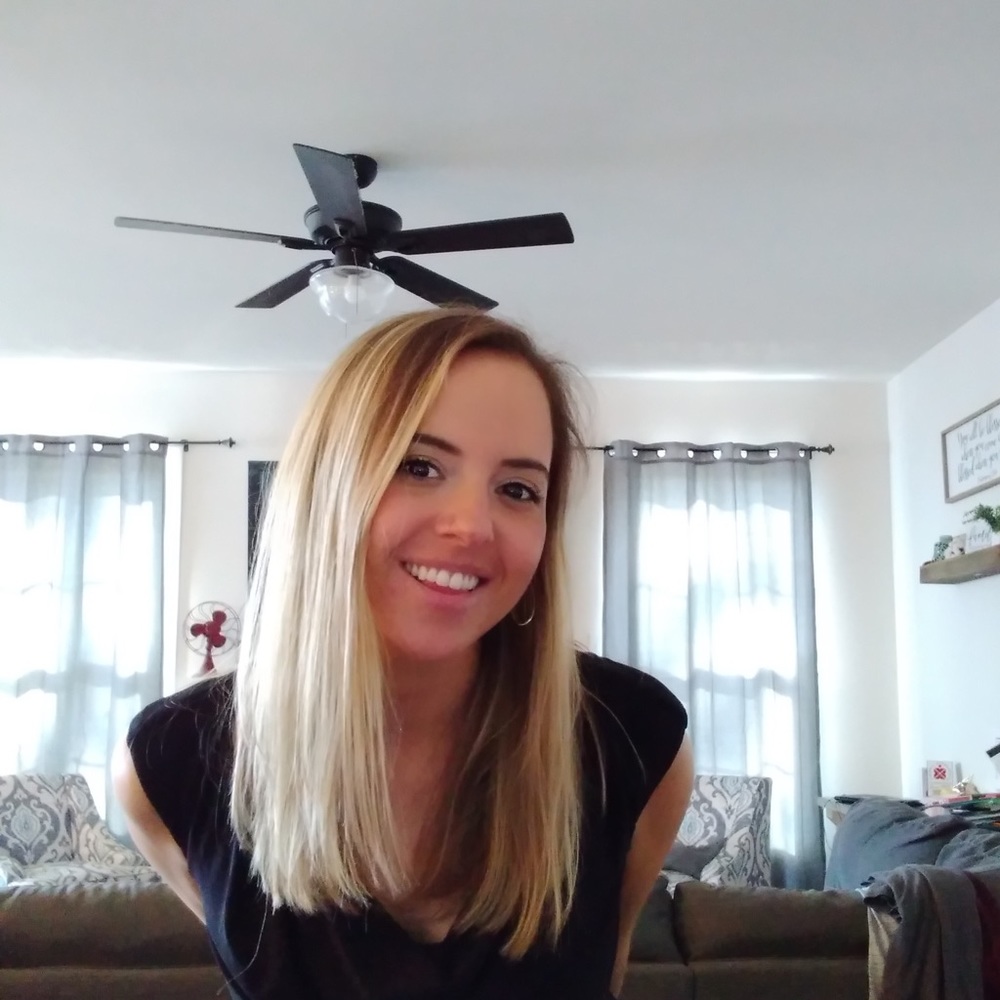 Meet your Posher, Jenna